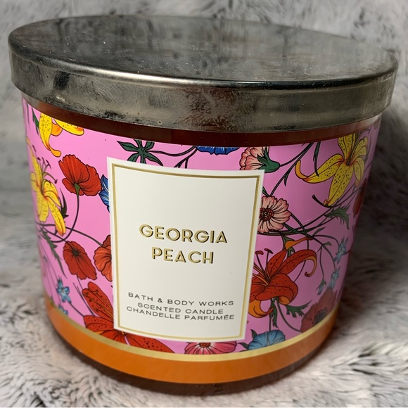 “Georgia Peach” Peach Bellini 3-Wick Candle from Bath & Body Works (2018) RARE - Picture 1 of 6